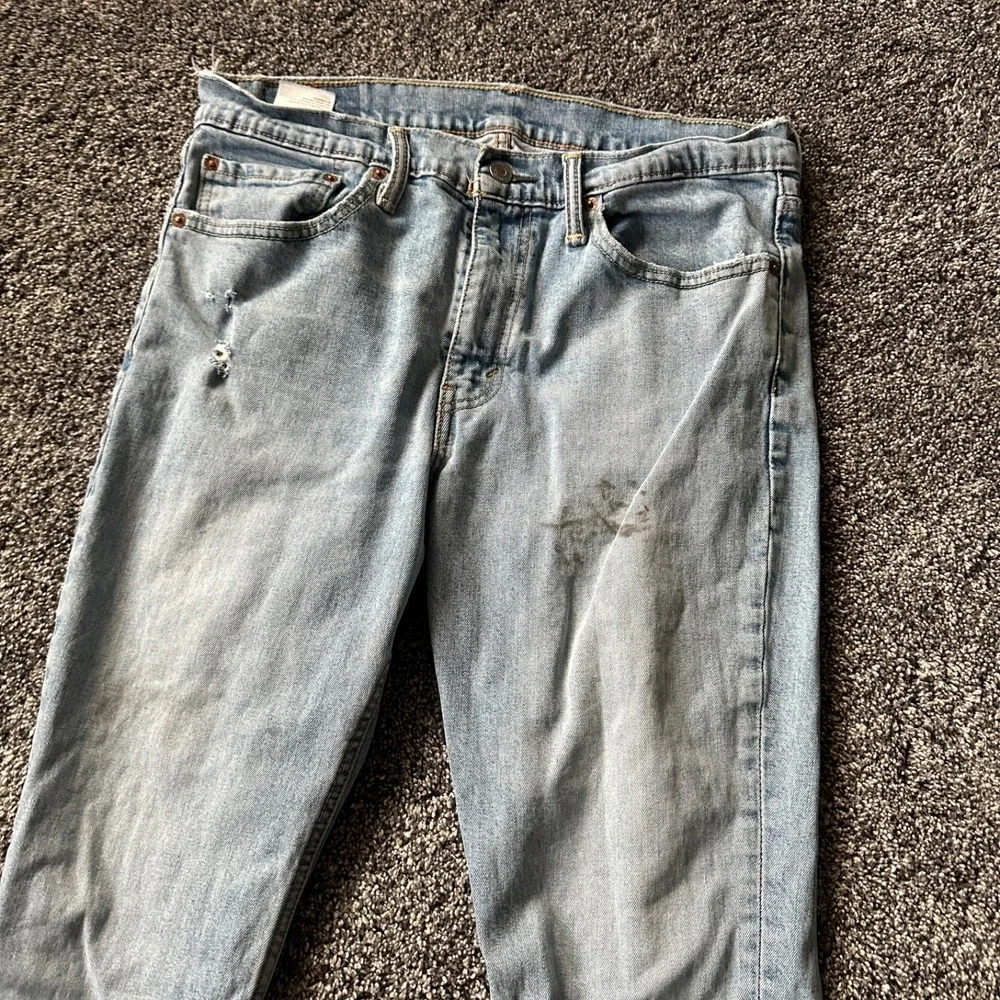 Levi's‎ 511 Jeans Mens 34x30 Blue Light Wash Denim Slim Straight Fit Distressed